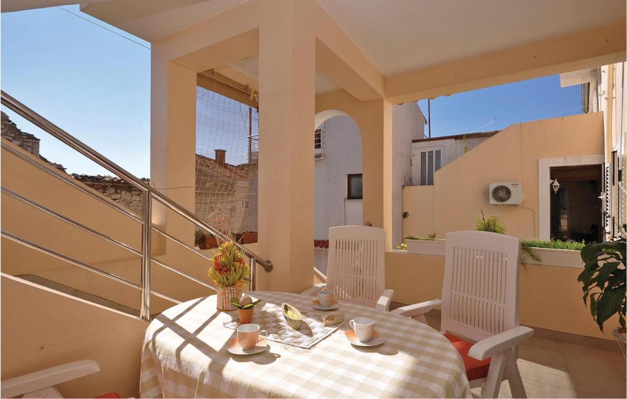 1 Bedroom Lovely In *